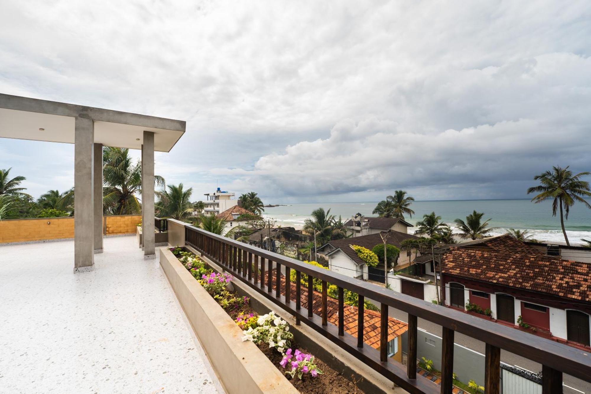 Bliss Blessings Villa & Spa - Hikkaduwa Exterior photo